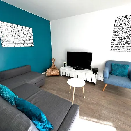 Paris La-defense - U Arena - 2 Bedrooms - Parking, Terrace & Wifi Apartment